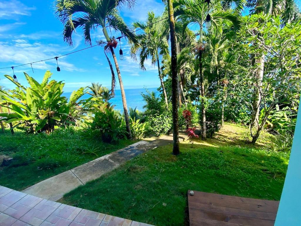 Bird Island Bungalows Bocas del Toro Exterior photo