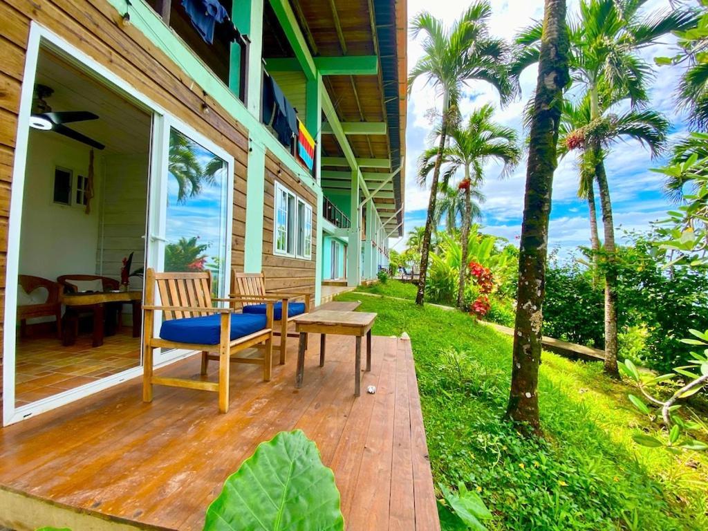 Bird Island Bungalows Bocas del Toro Exterior photo